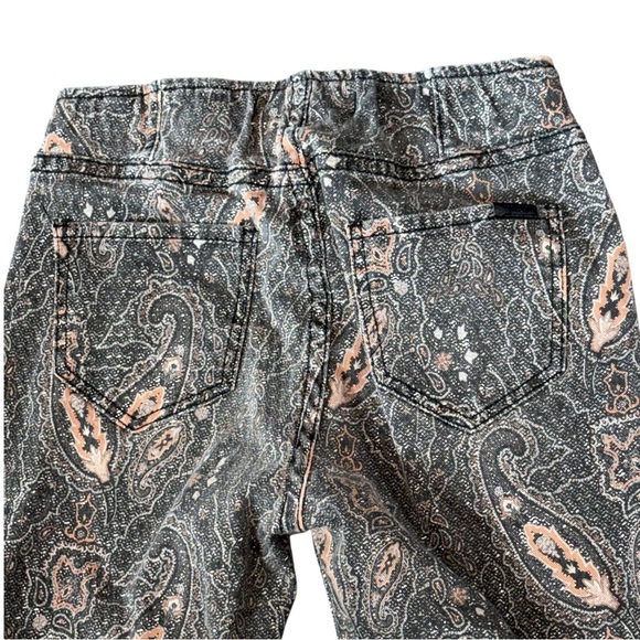 Rock & Roll Denim Paisley Print High Rise Bargain Bell Pull On Flare Jeans 28x30 - Picture 5 of 9